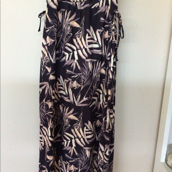 ASOS tropical skirt - Picture 2 of 4